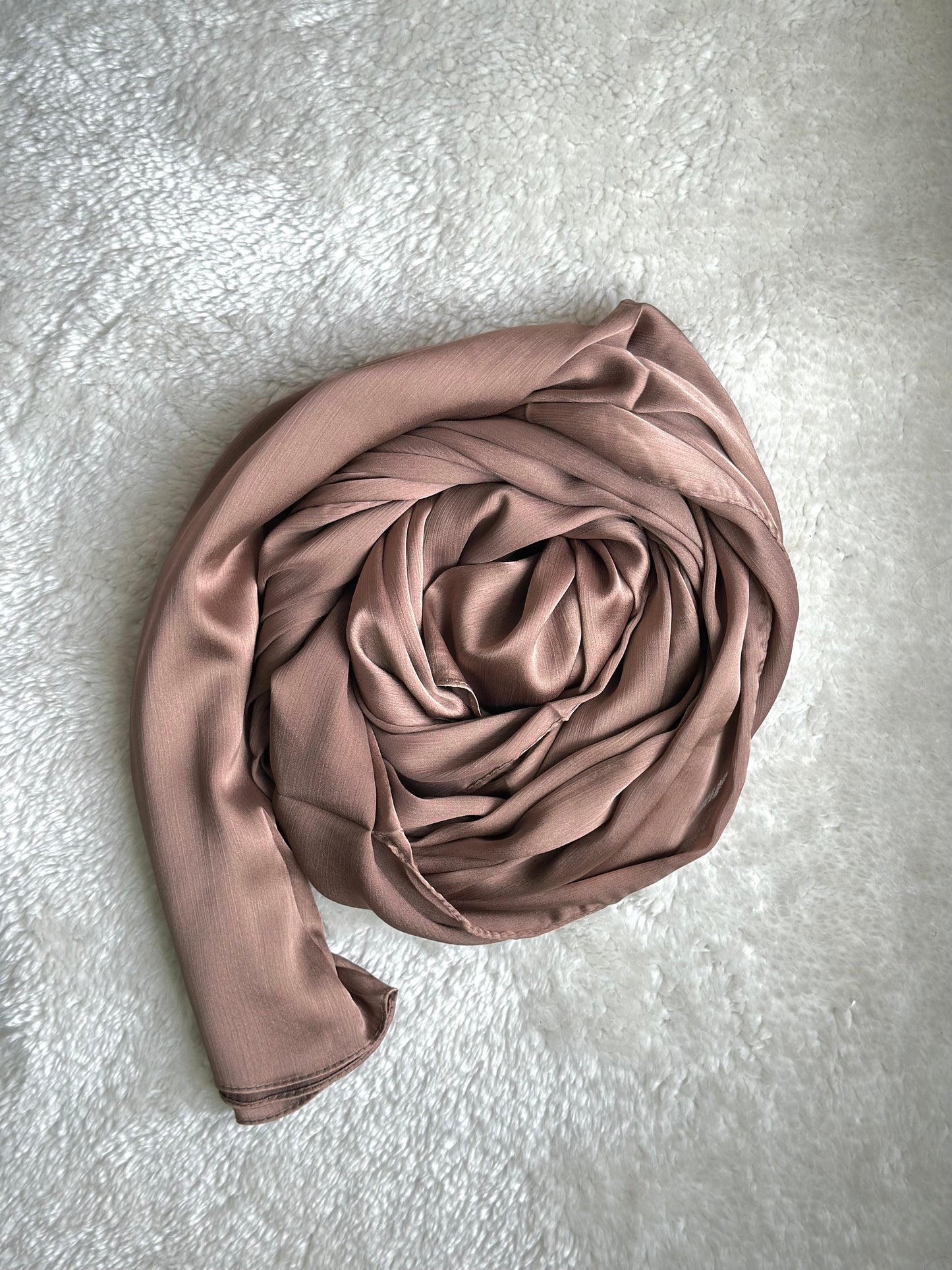 Crinkle silk hijab